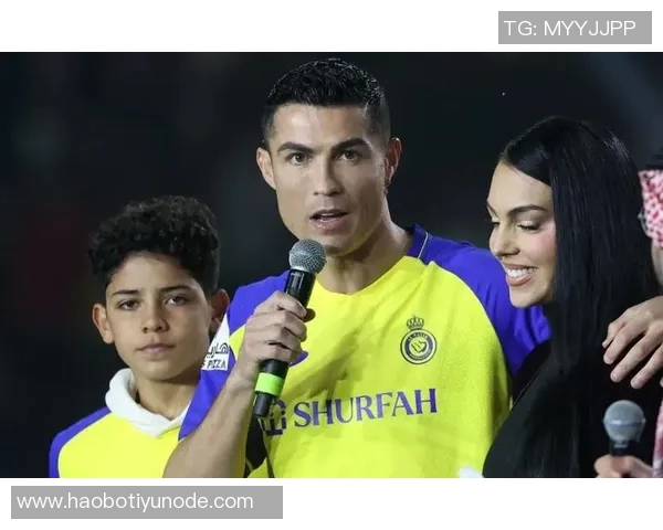 乔治娜分享迷你罗在U16国家队夺冠庆祝瞬间感慨妈妈为你感到无比骄傲 乔治娜分享迷你罗在U16国家队夺冠庆祝瞬间感慨妈妈为你感到无比骄傲